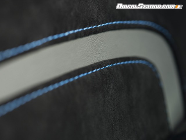 Aston Martin V12 Vantage S 2014 Picture #106 Aston Martin V12 Vantage S 2014 Picture #106